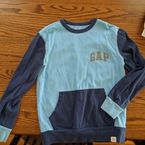 GAP big boys sweatshirt